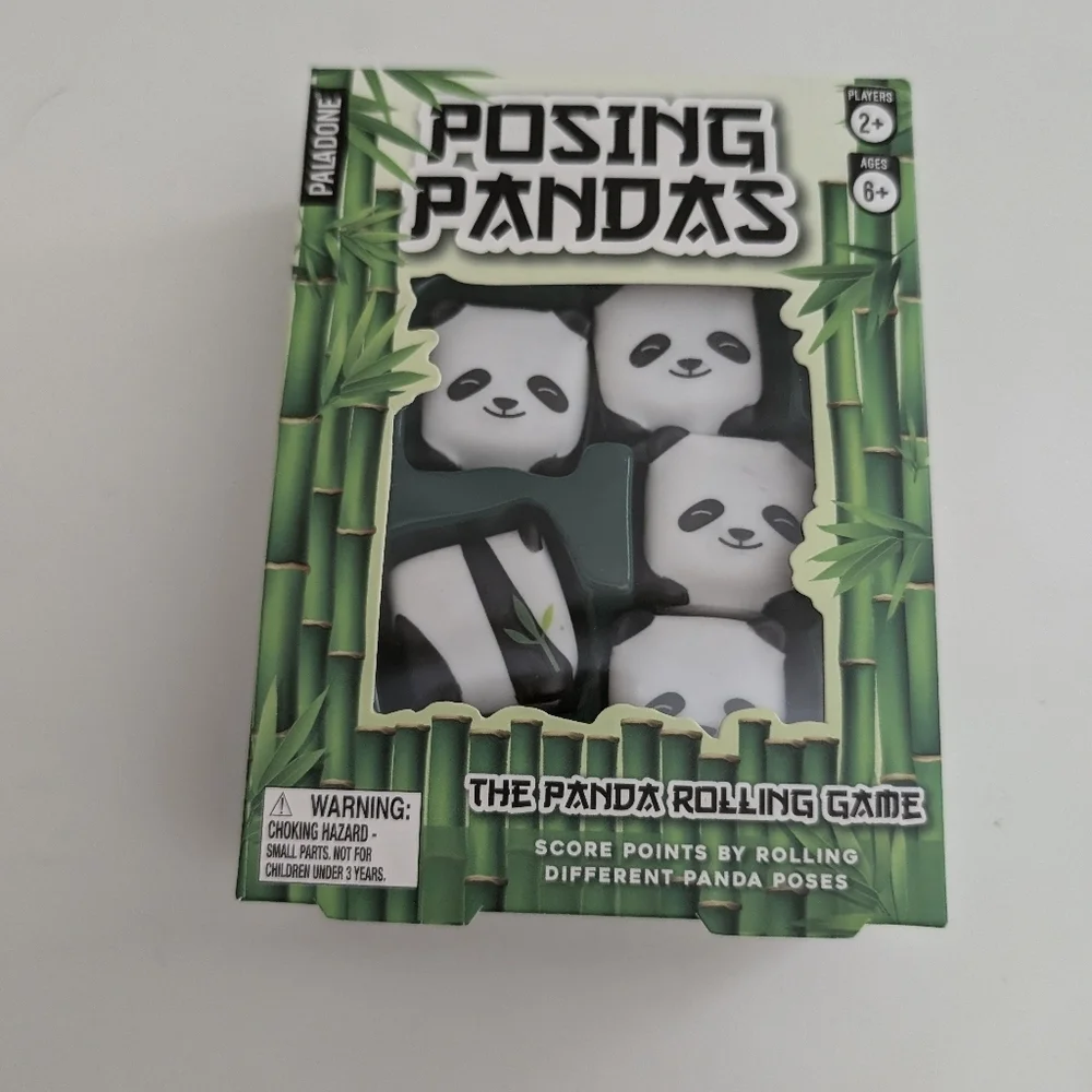 Posing Pandas Game - Picture 3 of 4
